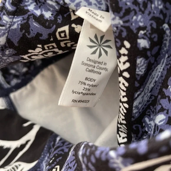 Athleta patchwork salutation 7/8 tights leggings - Picture 4 of 7